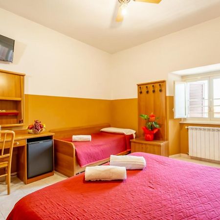 Booking Inn Rome Center מראה חיצוני תמונה